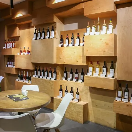 Hotell Wine 2*