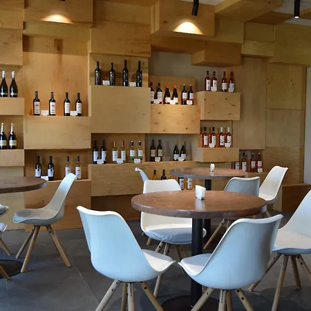 Wine 2*